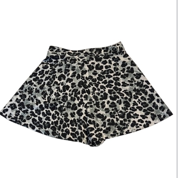 Zara Leopard Print Skort Wide Leg Excellent Size M - Picture 3 of 5